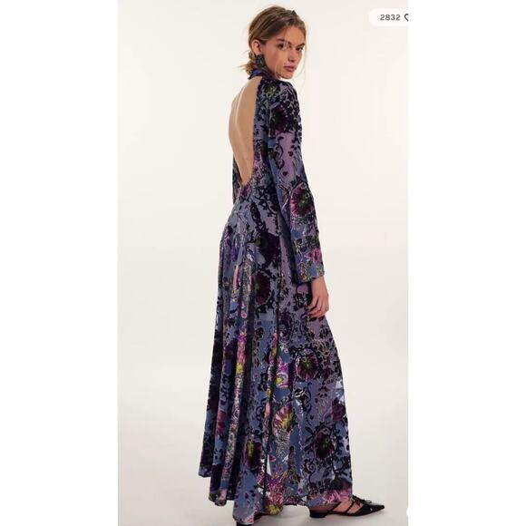 Free People Bali Painterly Paisley Velvet Backless Maxi Dress NWT Size Medium - Picture 1 of 11